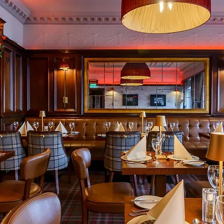 מלון Grand טראלי