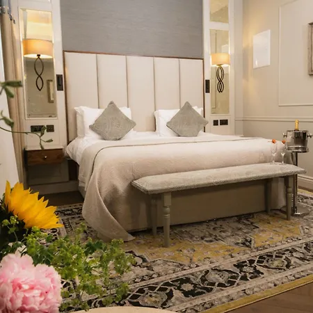 Hotel Grand 3*