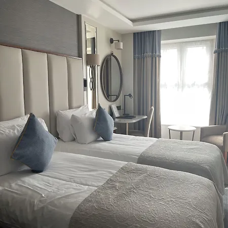 特拉利大酒店 3* 特拉利